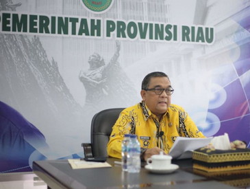 Wagubri Buka Seminar Percepatan Pembauran Dalam Pembangunan Daerah Riau