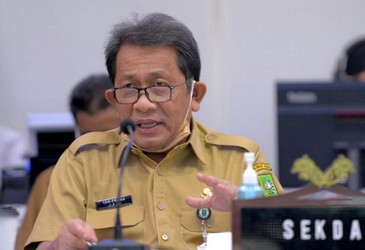 Pemprov Riau Fokus Beri Bantuan Pangan ke Masyarakat
