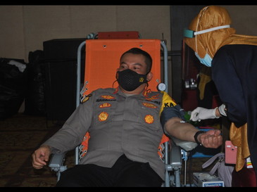 Dukung Gerakan Nasional Donor Plasma Konvalesen, Kapolresta Pekanbaru Bersama 130 Perwira dan Bintara Ikut Jadi Peserta Donor Relawan Riau Peduli Covid-19