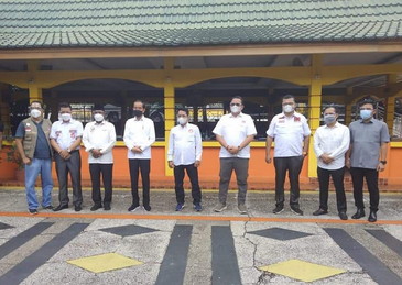 Presiden Jokowi Tinjau Vaksinasi Massal dan Perkembangan Pembangunan Tol di Riau