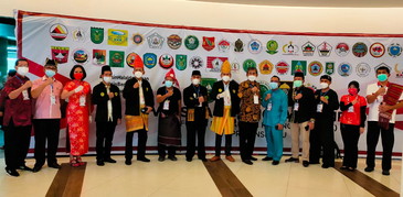 Warga Antusias Ikut Vaksinasi yang Ditaja FPK
