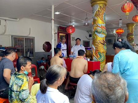 Suhu Ahan dari Bengkalis Gelar Pengobatan Gratis di Medan Selama Satu Minggu