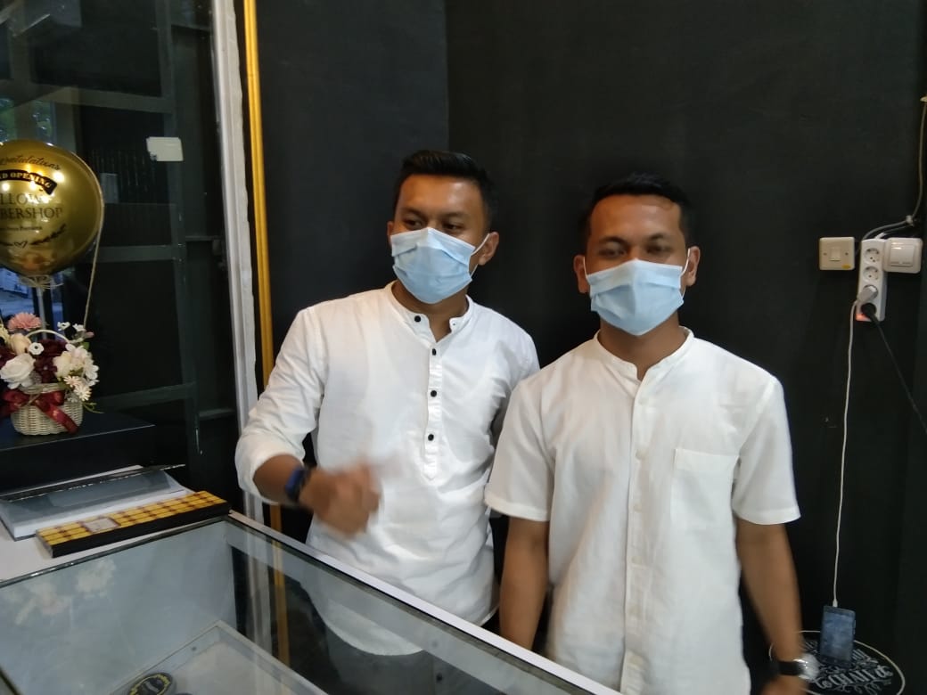 Khusus Hari ini Pelanggan Fellow Barbarshop bayar Seiklasnya.