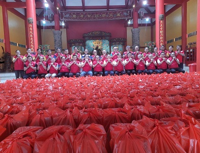 PBBI Salurkan 5.500 Paket Imlek Untuk Warga Prasejahtera